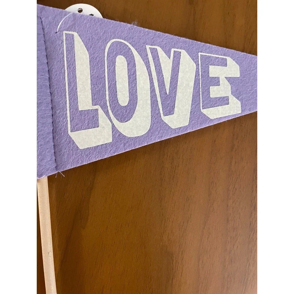 Valentine Flag Pennant LOVE Target Bullseye